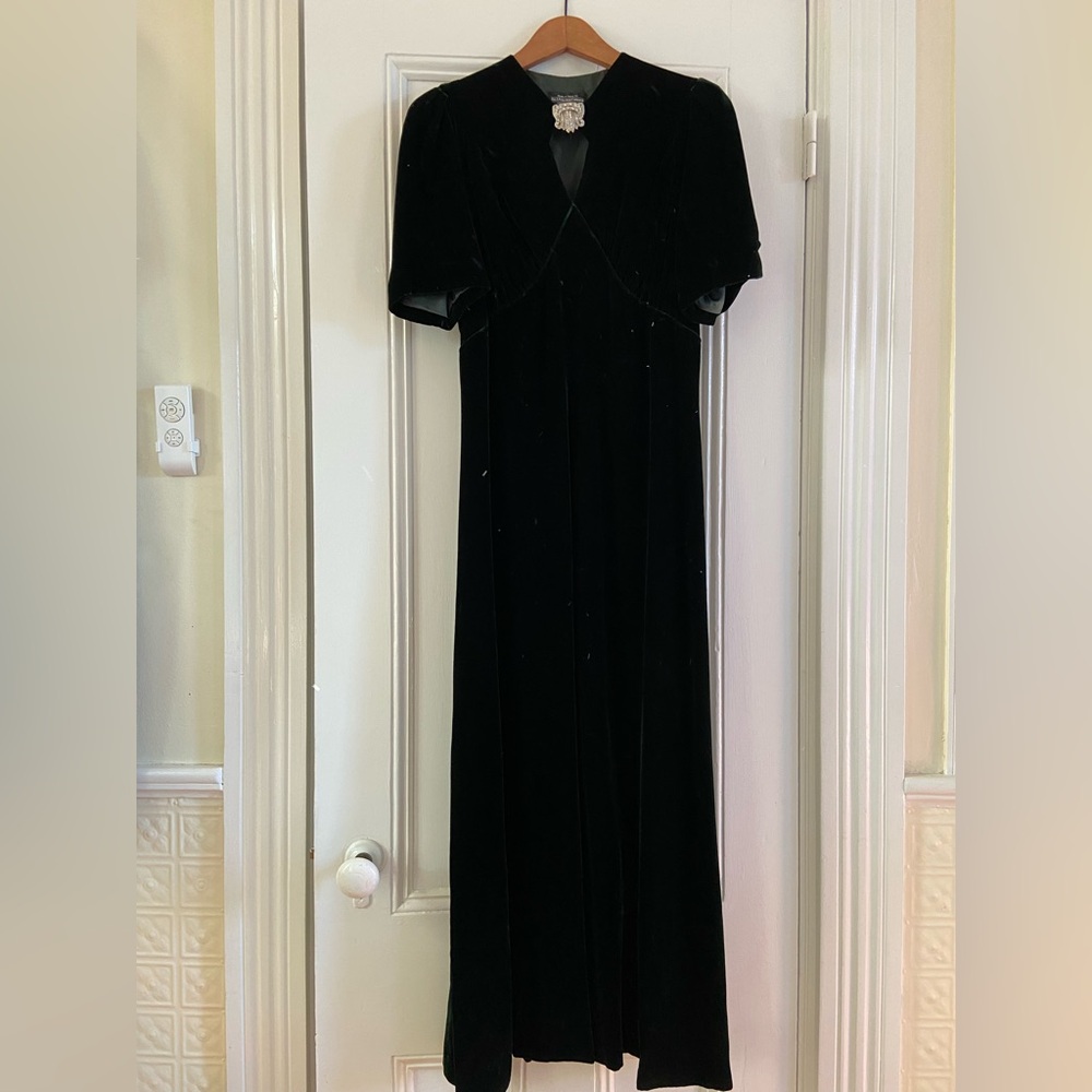 Hunter Green J. Peterman Velvet Dress